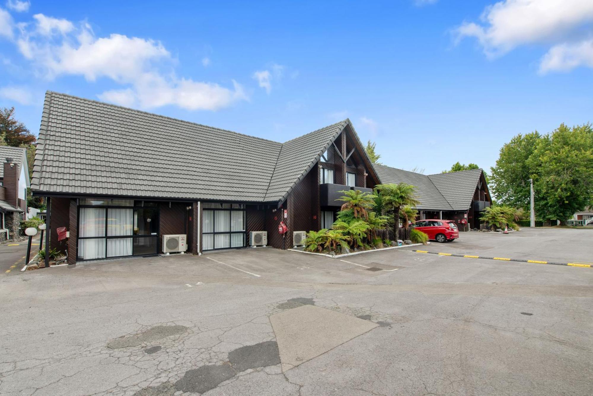 Wylie Court Motor Lodge Rotorua Exterior photo