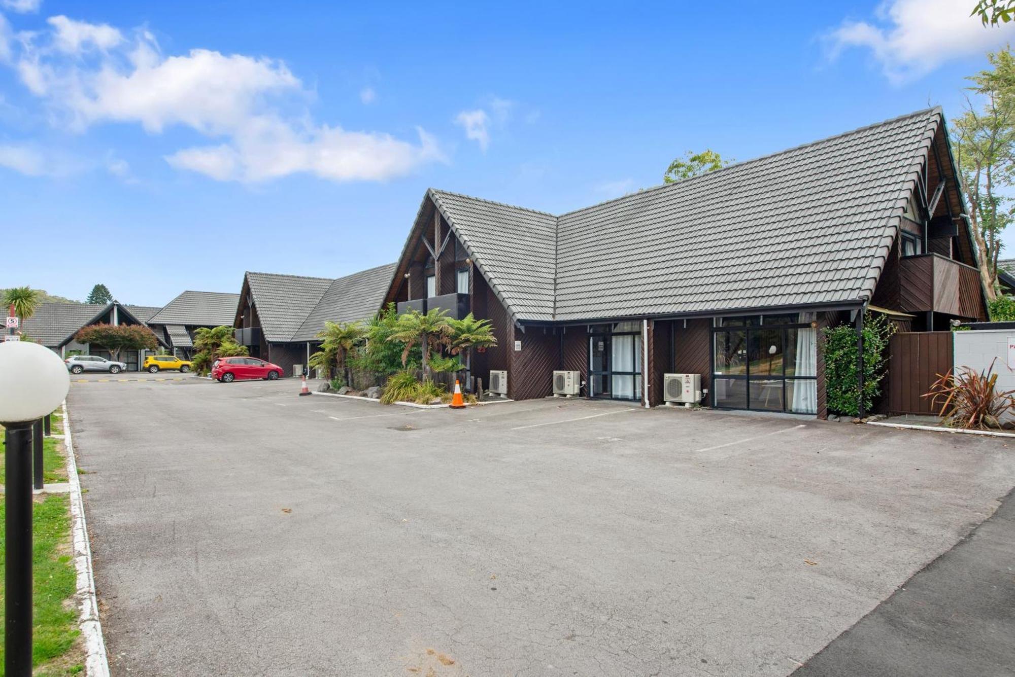 Wylie Court Motor Lodge Rotorua Exterior photo